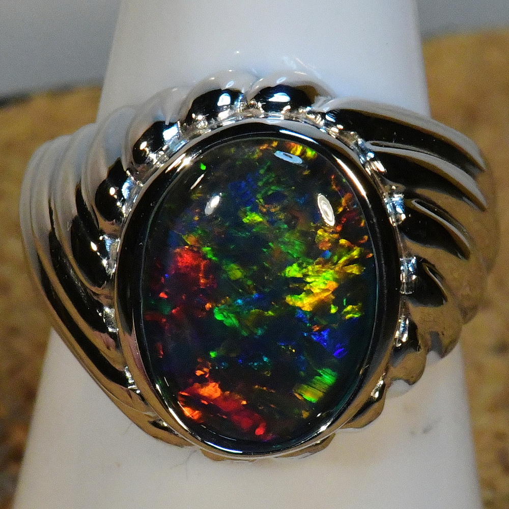 Stunning Australian Crystal Opal and Solid Gold Ring